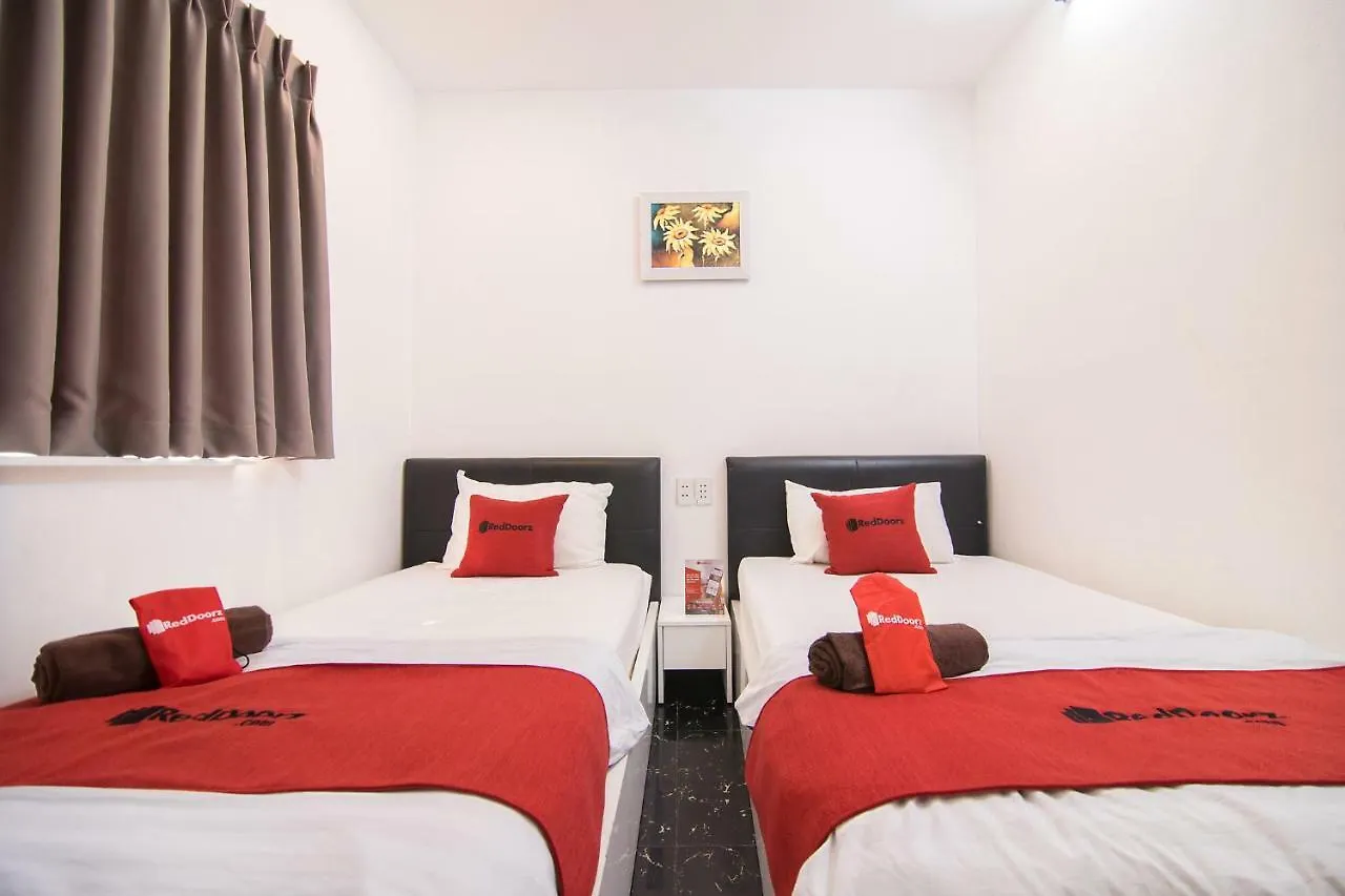 Reddoorz @ Bui Vien Walking Street 3 Hotel Ho Chi Minh City 0*,
