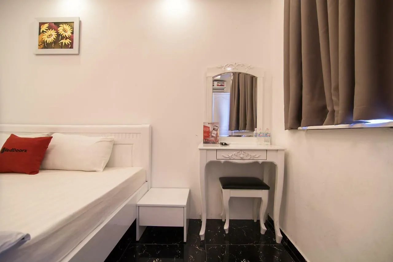 Reddoorz @ Bui Vien Walking Street 3 Hotel Ho Chi Minh City