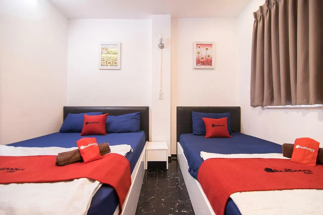 Reddoorz @ Bui Vien Walking Street 3 Hotel Ho Chi Minh City