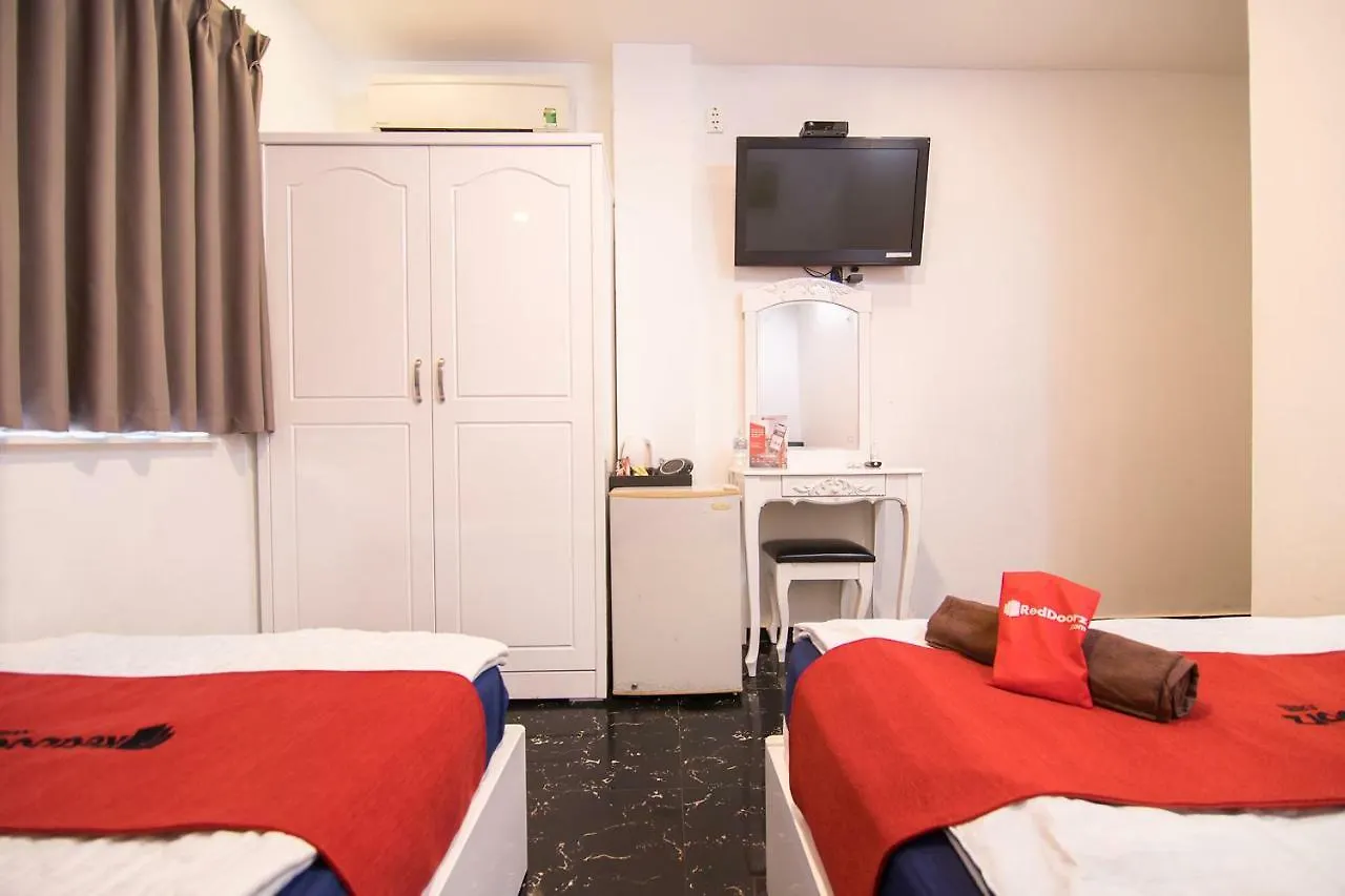 Reddoorz @ Bui Vien Walking Street 3 Hotel Ho Chi Minh City Vietnam