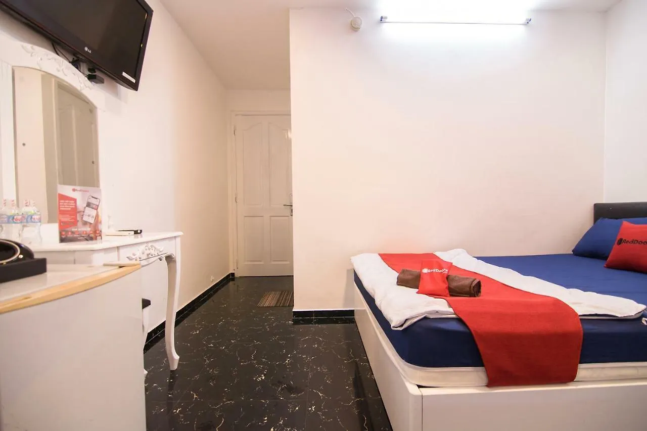 Reddoorz @ Bui Vien Walking Street 3 Hotel Ho Chi Minh City